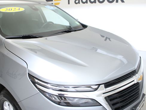 Used 2024 Chevrolet Equinox LT w/ LPO, Floor Liner Package FWD image 12