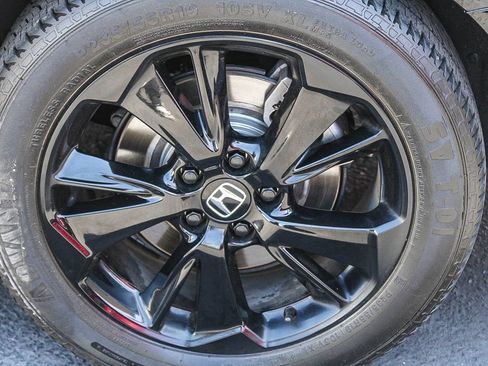 Used 2024 Honda Odyssey Sport image 11