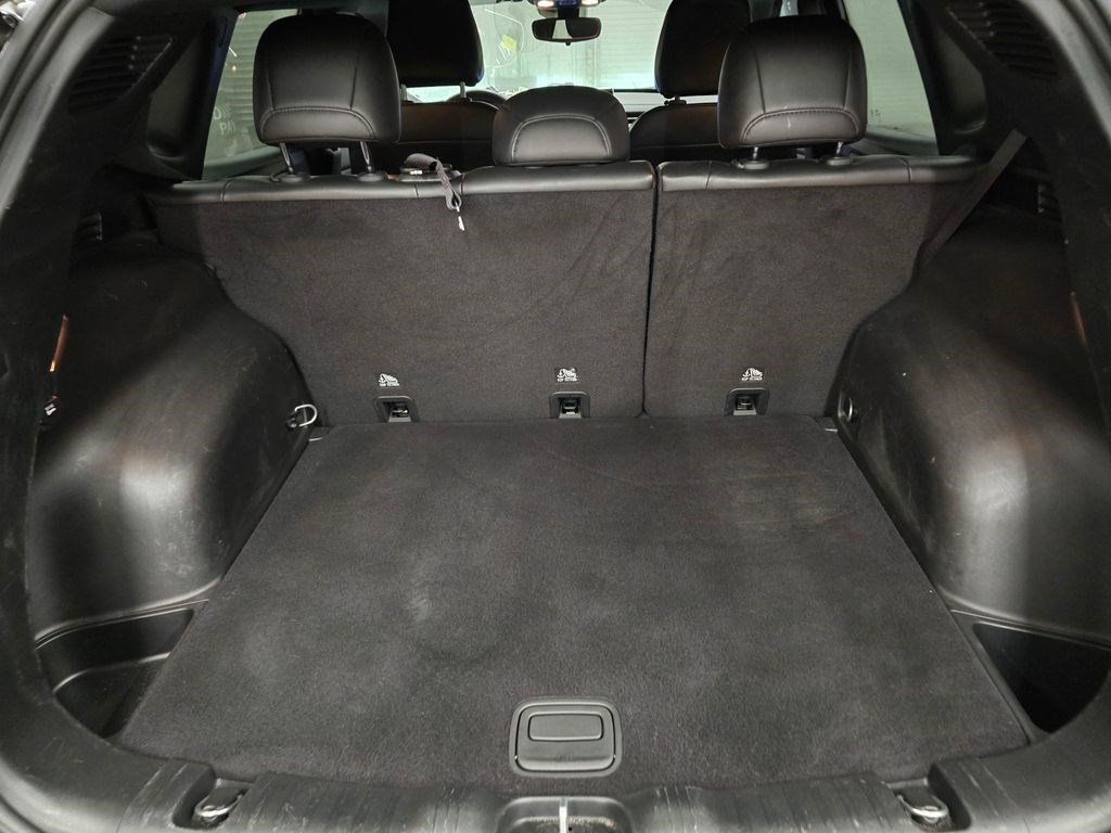 Used 2023 Jeep Compass Latitude AWD/4WD image 36