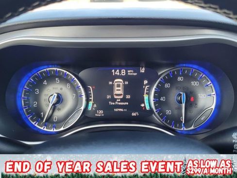 Used 2022 Chrysler Pacifica Touring-L image 30