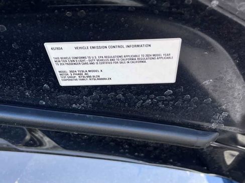 Used 2024 Tesla Model X image 10