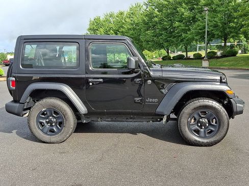Used 2024 Jeep Wrangler Sport AWD/4WD image 10