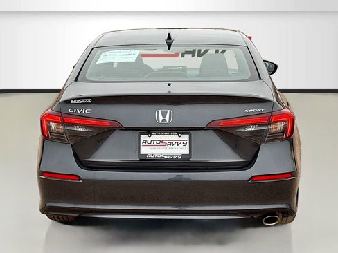 Used 2025 Honda Civic Sport image 6