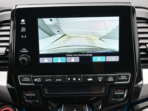 Certified 2023 Honda Odyssey Touring image 15