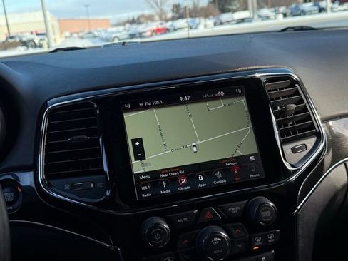 Used 2019 Jeep Grand Cherokee Trailhawk w/ Trailhawk Luxury Group image 5