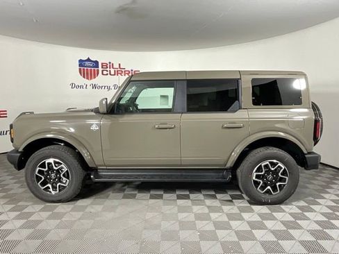 New 2025 Ford Bronco Outer Banks image 6