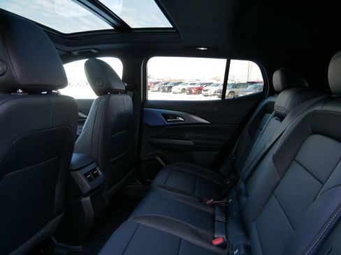 New 2026 Chevrolet Equinox EV LT image 15