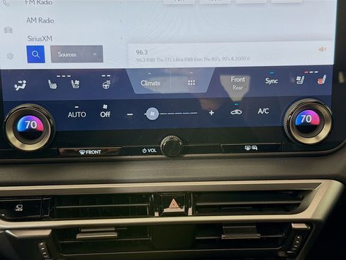 Certified 2023 Lexus RX 350 Premium Plus w/ Accessory Package (Z1) image 17