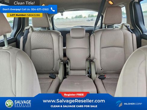 Used 2018 Honda Odyssey EX image 13