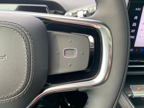 New 2025 Lincoln Nautilus Reserve image 26