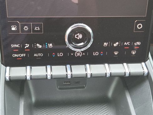 New 2026 GMC Terrain AT4 w/ Convenience Package III AWD/4WD image 33