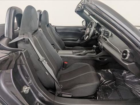 Used 2017 FIAT 124 Spider Classica image 14