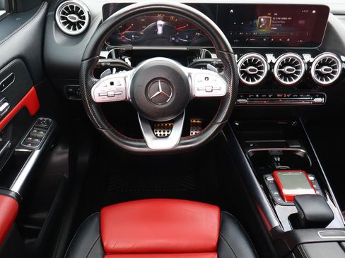 Used 2021 Mercedes-Benz GLA 250 4MATIC image 9