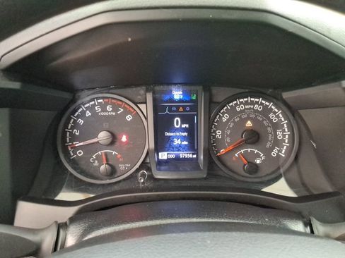 Used 2021 Toyota Tacoma SR RWD image 10