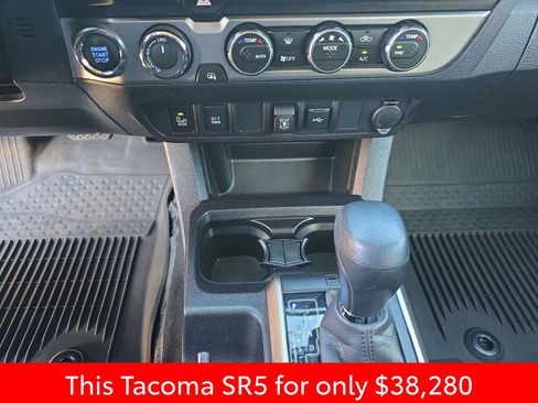 Used 2023 Toyota Tacoma SR5 w/ Technology Package image 30