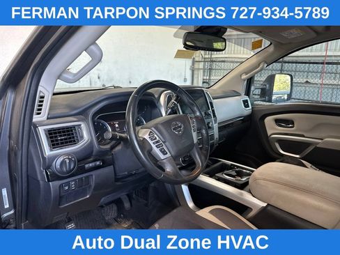 Used 2021 Nissan Titan SV w/ SV Convenience Package AWD/4WD image 9