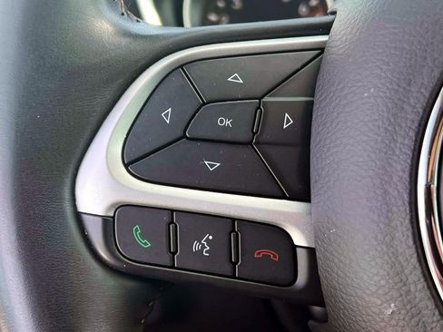Certified 2019 Jeep Compass Latitude AWD/4WD image 23