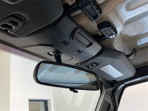 Used 2021 Jeep Wrangler Sport S image 23