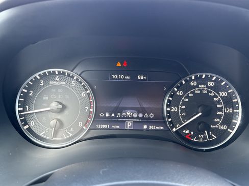 Used 2021 Nissan Armada SV RWD image 21