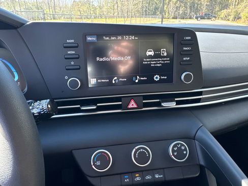 New 2026 Hyundai Elantra SE image 17