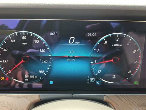 Used 2022 Mercedes-Benz E 350 4MATIC Sedan image 25