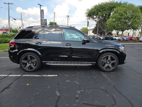 Certified 2026 Mercedes-Benz GLE 450 4MATIC image 2