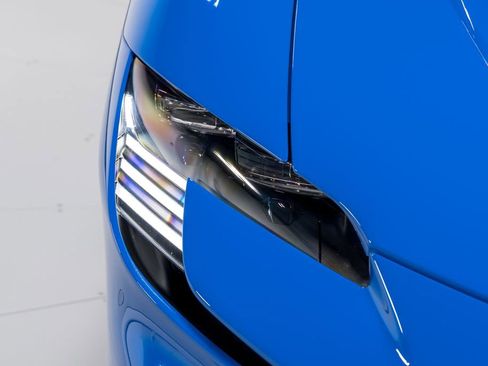 Used 2024 Ferrari SF90 Spider image 43