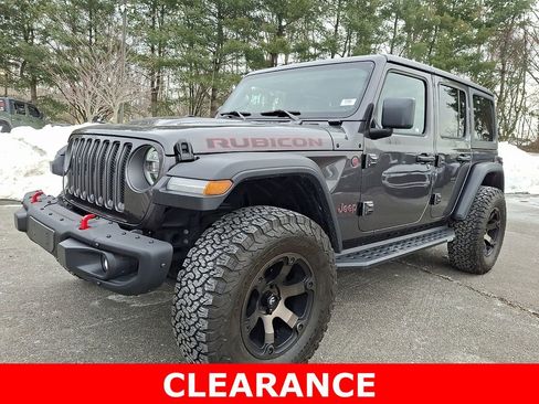 Used 2018 Jeep Wrangler Unlimited Rubicon w/ Steel Bumper Group image 3