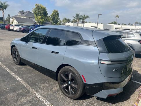 Certified 2023 BMW iX xDrive50 w/ Sport Package AWD/4WD image 4