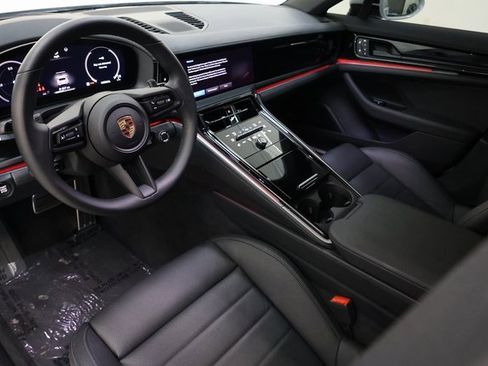 Used 2024 Porsche Panamera 4 image 84