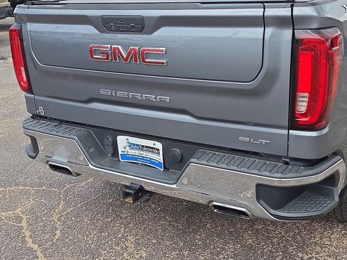 Used 2019 GMC Sierra 1500 SLT w/ SLT Premium Plus Package AWD/4WD image 18
