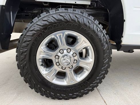 Used 2021 RAM 2500 Big Horn w/ Level 1 Equipment Group image 10