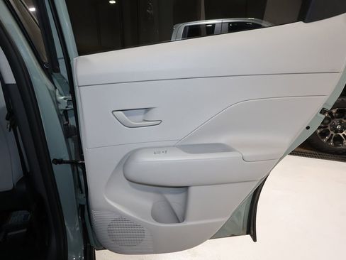 Used 2025 Hyundai Kona SEL image 19