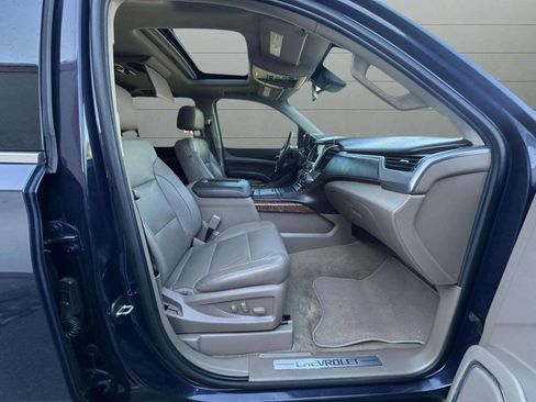 Used 2017 Chevrolet Tahoe Premier AWD/4WD image 37