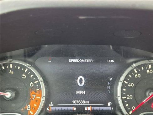 Used 2016 Jeep Renegade Trailhawk w/ Premium Trailhawk Package AWD/4WD image 7