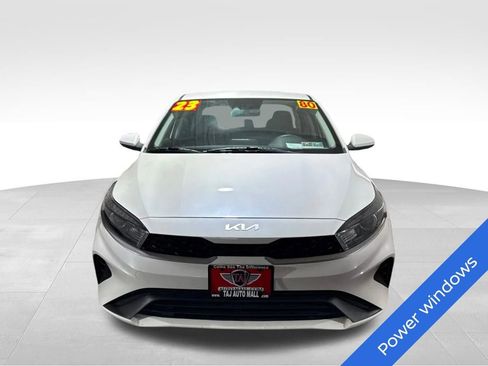 Used 2023 Kia Forte LXS FWD image 2