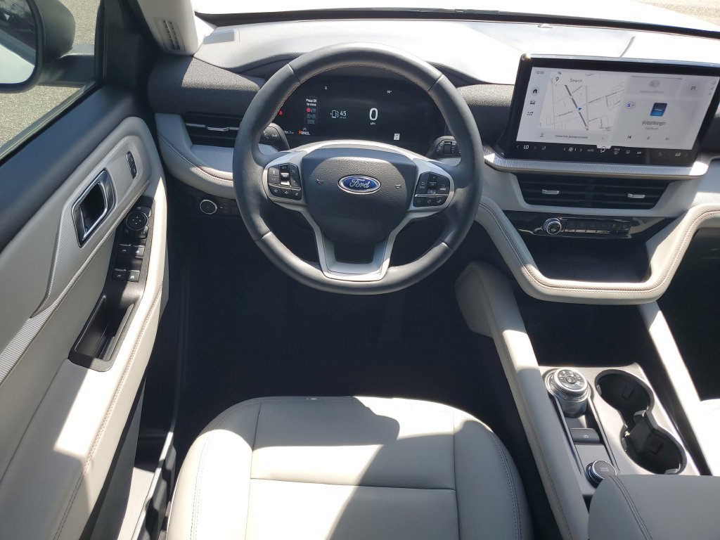 Used 2026 Ford Explorer Active w/ Active Comfort Package RWD image 26