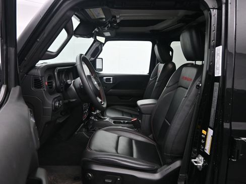 Used 2024 Jeep Wrangler Unlimited Rubicon AWD/4WD image 25