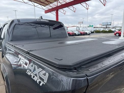 Used 2022 Toyota Tacoma TRD Sport image 20