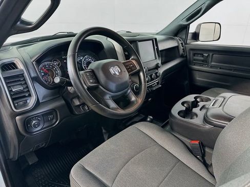 Used 2022 RAM 2500 Tradesman w/ Chrome Appearance Group image 12