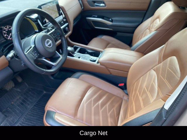 Used 2023 Nissan Pathfinder Platinum AWD/4WD image 14