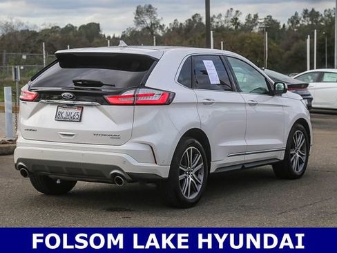 Used 2019 Ford Edge Titanium w/ Equipment Group 301A image 5