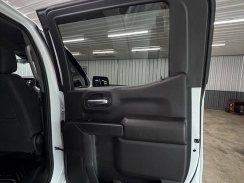 Used 2023 Chevrolet Silverado 1500 Custom Trail Boss w/ LPO, Dark Essentials Package AWD/4WD image 45