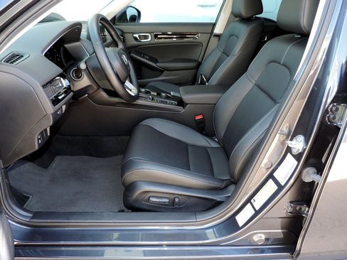 Used 2024 Honda Civic EX-L image 16
