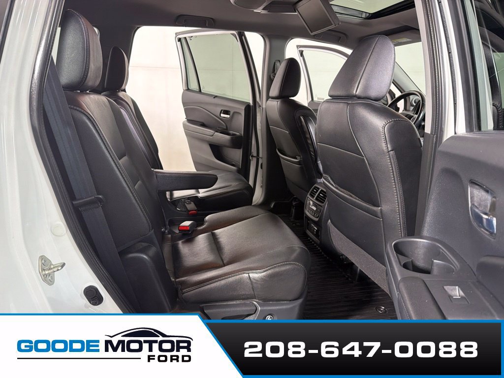 Used 2020 Honda Pilot Touring image 23