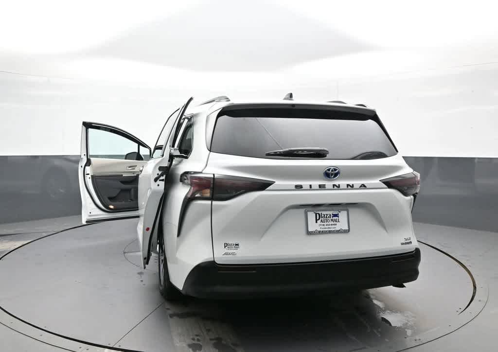 Used 2024 Toyota Sienna XLE w/ XLE Plus Package AWD/4WD image 49