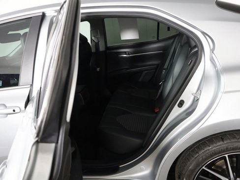 Used 2023 Toyota Camry SE w/ Convenience Package FWD image 27