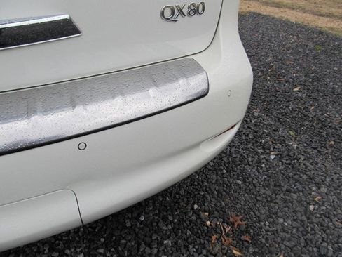 Used 2017 INFINITI QX80 2WD w/ Driver Assistance Package image 15