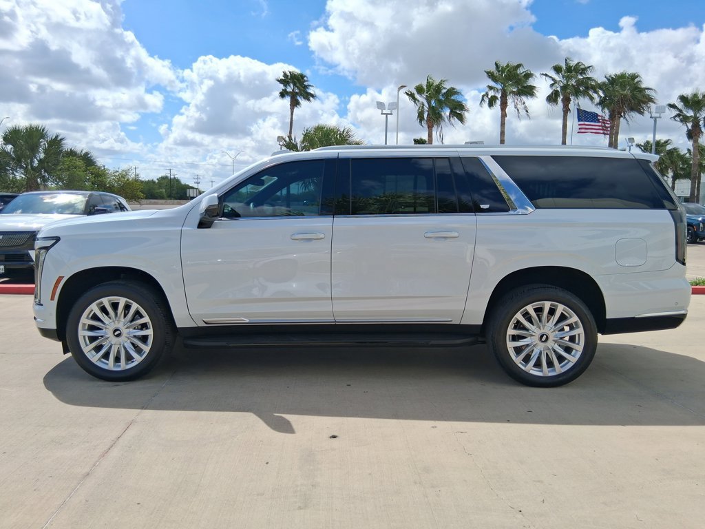 Used 2026 Cadillac Escalade ESV 2WD w/ LPO, Floor Liner Package image 3