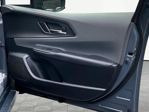 Certified 2024 Toyota Prius XLE FWD image 23